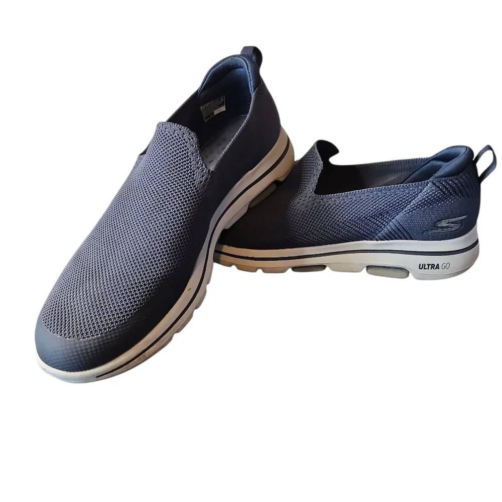 Skechers GOWALK 5 Navy ULTRA GO Size 12